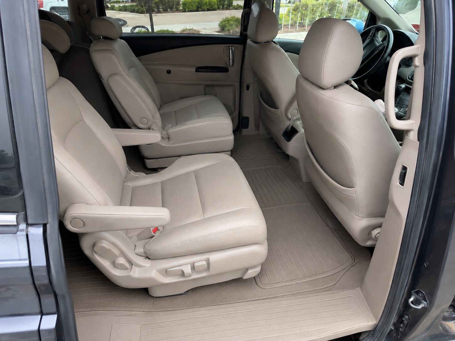Detailed vehicle